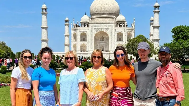 Taj Mahal, Agra Fort and Baby Taj day trip by car